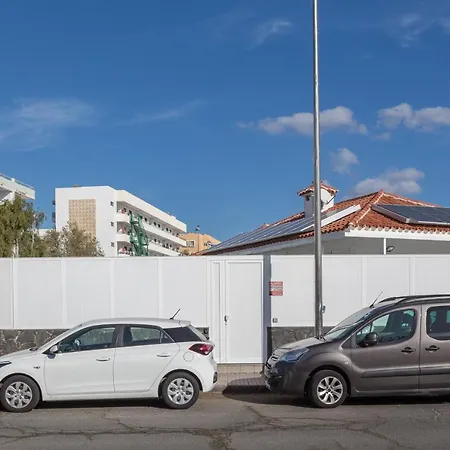 Pensión Lightbooking Alemania piscina privada Playa del Ingles 4*