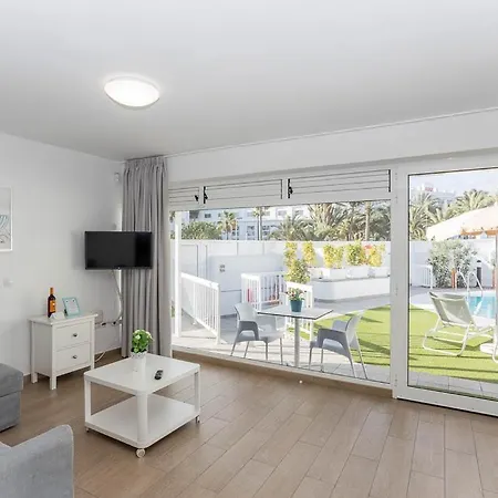 Pensión Lightbooking Alemania piscina privada Playa del Ingles 4*