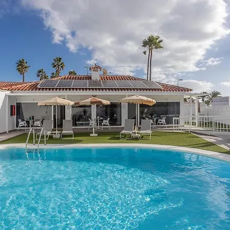 Pensión Lightbooking Alemania piscina privada Playa del Ingles GRAN CANARIA
