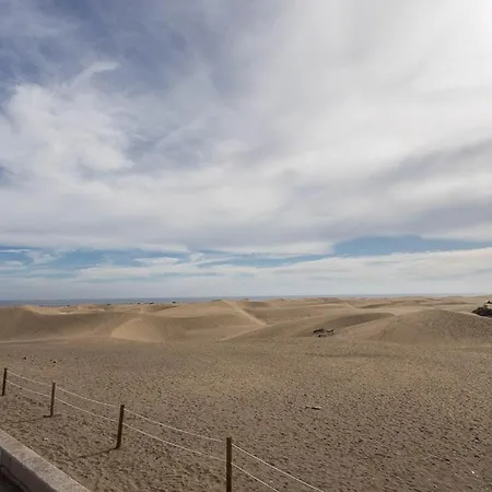 Lightbooking Alemania piscina privada Playa del Ingles 4*