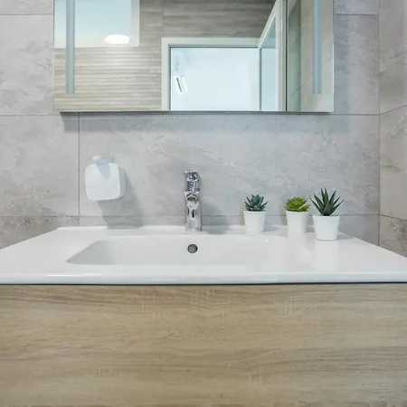 Nueva!!! Piscina Privada Climatizada Apartamento *