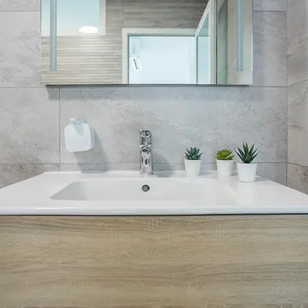 Nueva!!! Piscina Privada Climatizada * Playa del Inglés
